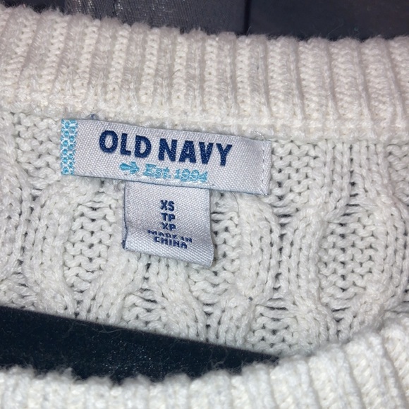 Old Navy Sweater Size XS - Picture 2 of 3